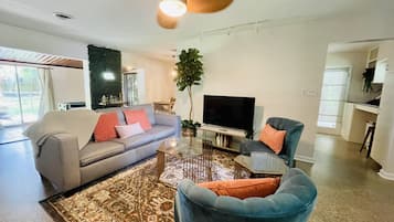 Televisión, Netflix, tenis de mesa y servicios de streaming