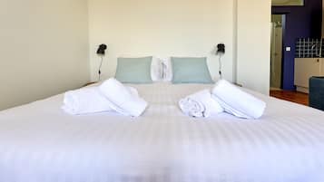Iron/ironing board, free WiFi, bed sheets