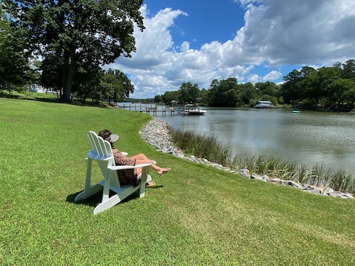 Tipsy Mermaid “Rivah House” Kayak/Paddlebaord/Crabbing/Fishing