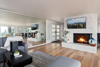 Skyline - entire modern 3-bedroom house with game room, sauna and views!