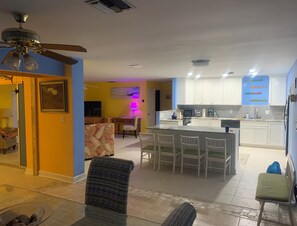 Smart TV, reproductor de DVD y impresora 