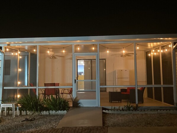 Terrace/patio - NEWLY REMODELED-Peaceful Florida Island Home-5 minute canal ride to Gulf waters! (Saint James City)