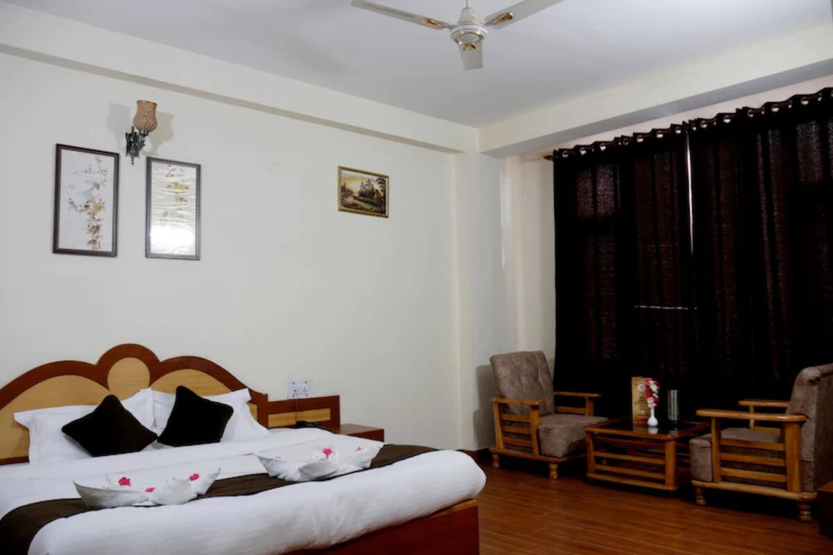 Phòng đôi Deluxe | Bộ trải giường bằng vải cotton Ai Cập, bộ đồ giường cao cấp 