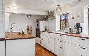 Refrigerador, microondas, parrilla de estufa y lavavajillas 