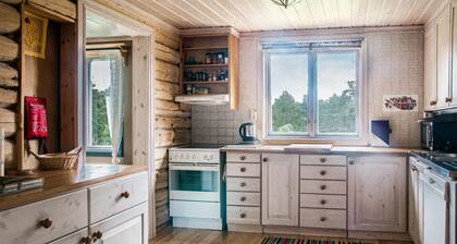 Amazing home in Tufsingdalen with WiFi