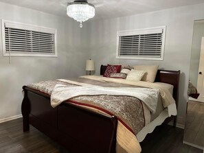 3 habitaciones, wifi gratis y ropa de cama
