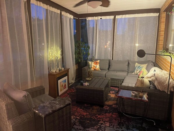 Smart TV, chimenea