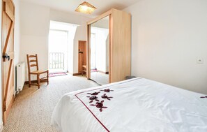 3 habitaciones, wifi gratis y ropa de cama 