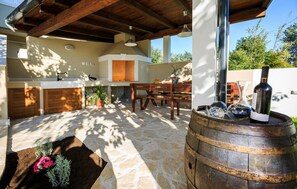 Outdoor dining - Gorgeous home in Kastel Sucurac (Kastel Sucurac)