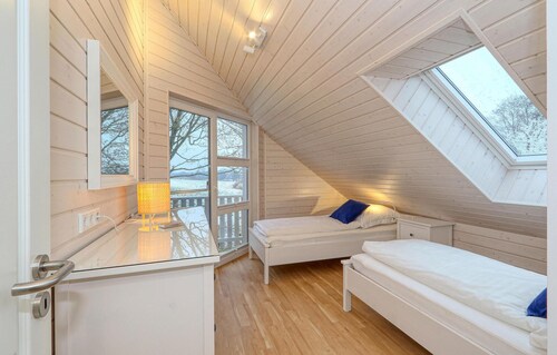 Lovely home in Krems II/Warderbrück with sauna