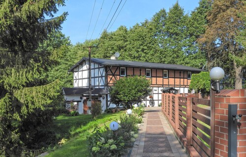 6 bedroom beautiful home in Sianów