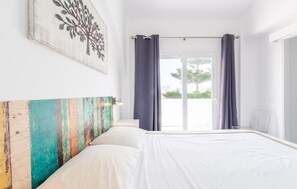 3 dormitorios, cuna de viaje, wifi gratis y ropa de cama