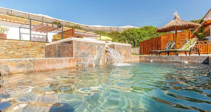 Gorgeous home in Mezquitilla with WiFi