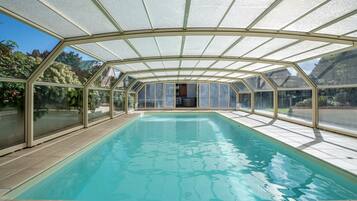 Piscine extérieure, piscine chauffée