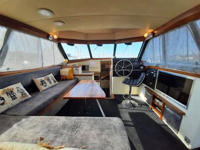Bateau le Black Pearl, un appartement sur l'eau à Bordeaux.