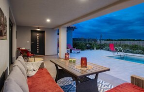 Outdoor dining - Pet friendly home in Barban (Barban)