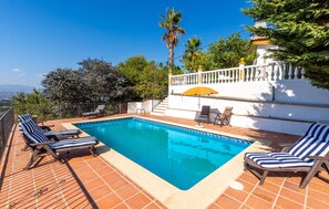 Piscina a l'aire lliure 