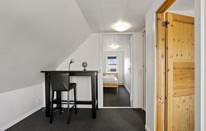 5 chambres, lit de bébé portatif, accès au Wi-Fi (inclus)