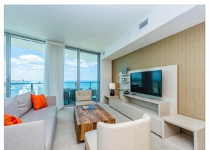 スマートテレビ