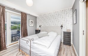 3 chambres, lit de bébé portatif, accès au Wi-Fi (inclus)