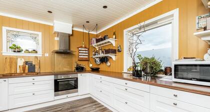 Tolles Haus in Vestnes mit WLAN