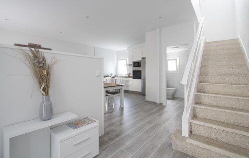 Lovely home in Noia with WiFi