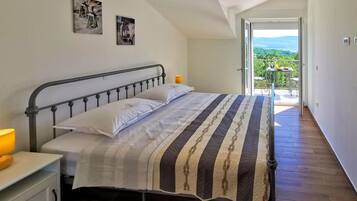 2 bedrooms, free WiFi, bed sheets