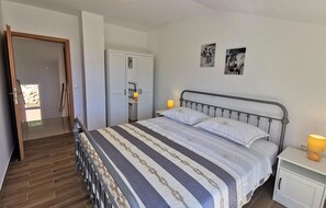 2 chambres, Wi-Fi gratuit, draps fournis