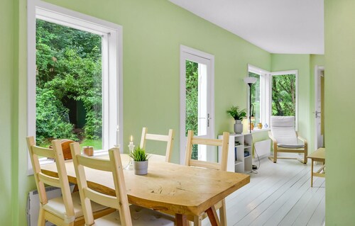 2 bedroom lovely home in Tisvildeleje