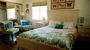 2 slaapkamers, een strijkplank/strijkijzer, gratis wifi, beddengoed