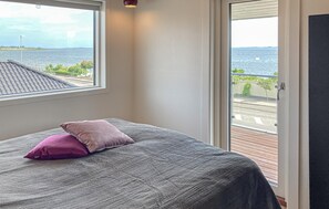 2 bedrooms, free WiFi