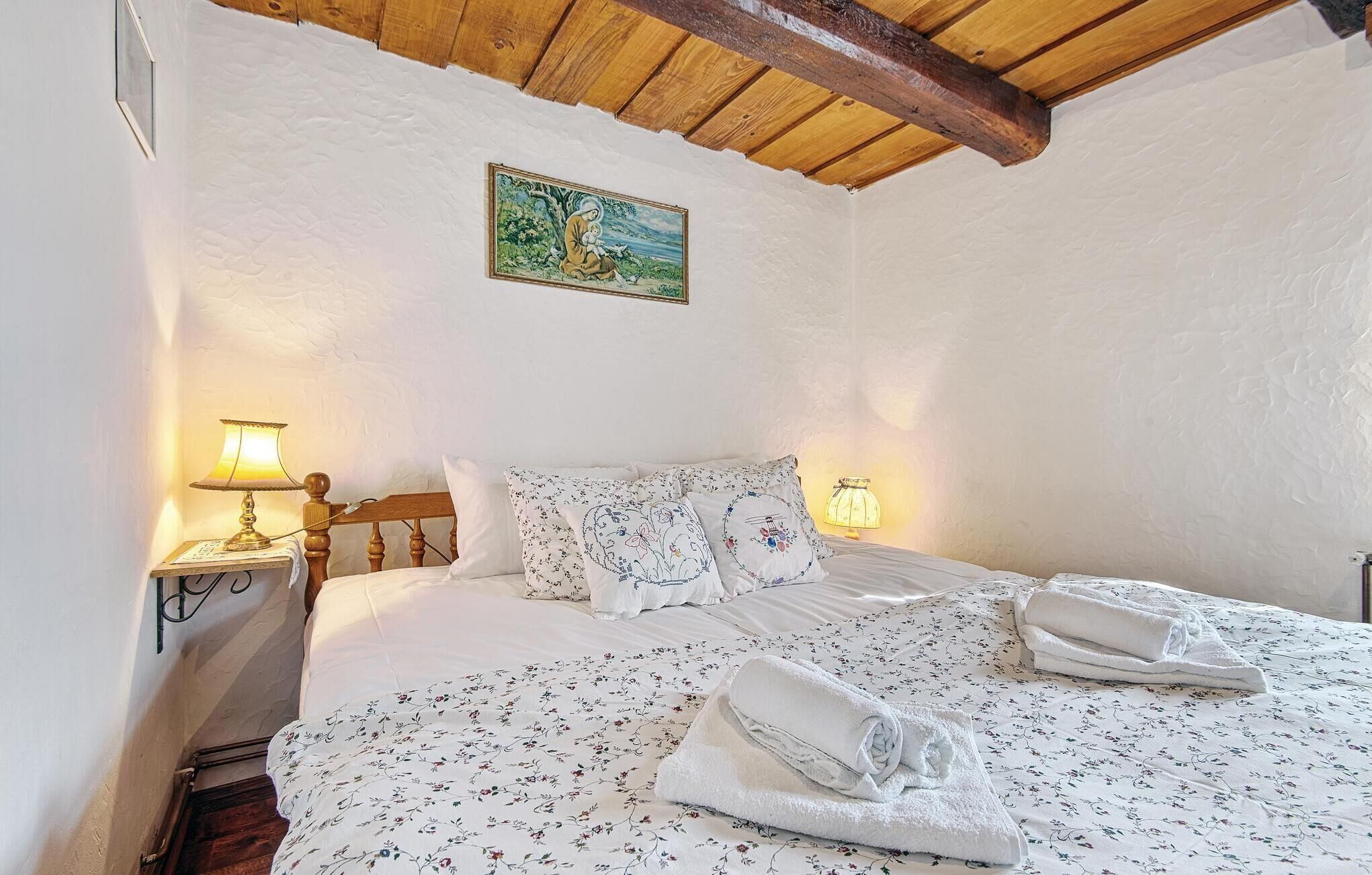 3 dormitoris, un bressol de viatge, wifi gratuïta i roba de llit 