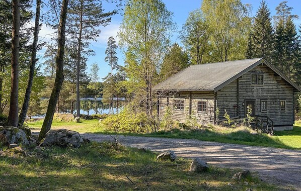 Exterior - 4 bedroom pet friendly home in Fegen (Fegen)