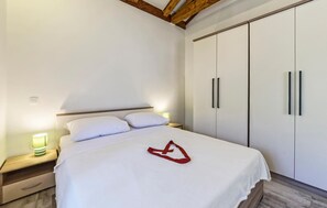 1 chambre, Wi-Fi gratuit, draps fournis