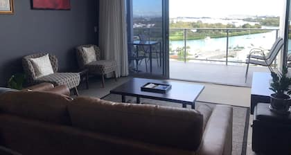 The Lyne Suite @ Curtis Apartments