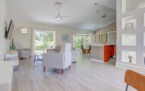 Interior - Hot Tub, Game Room, Fire Pit, Rays/Braves Spring (North Port)