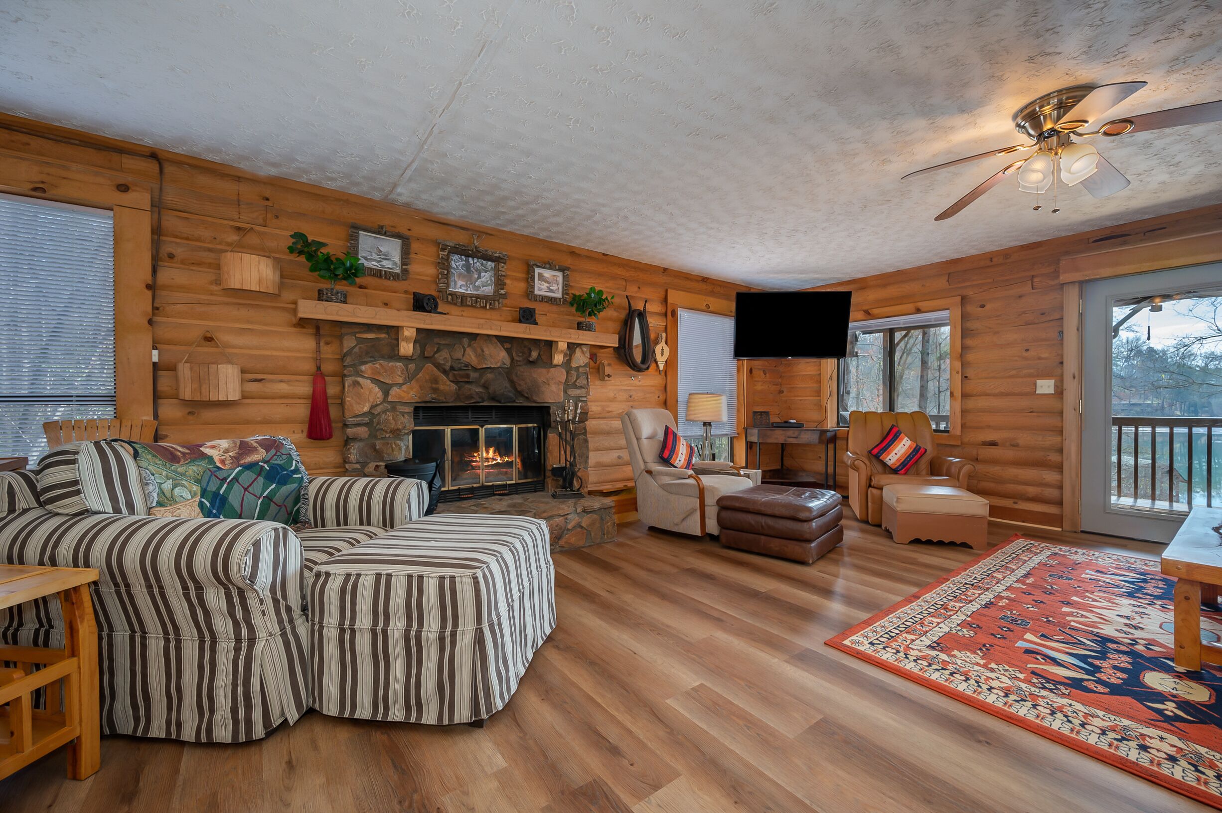 Top 9 Lakefront Cabins In North Carolina, USA Updated 2024 Trip101