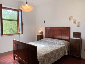 2 bedrooms, free Internet