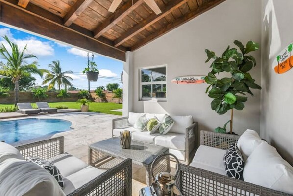 Outdoor pool, a heated pool