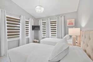 4 bedrooms, iron/ironing board, free WiFi, bed sheets