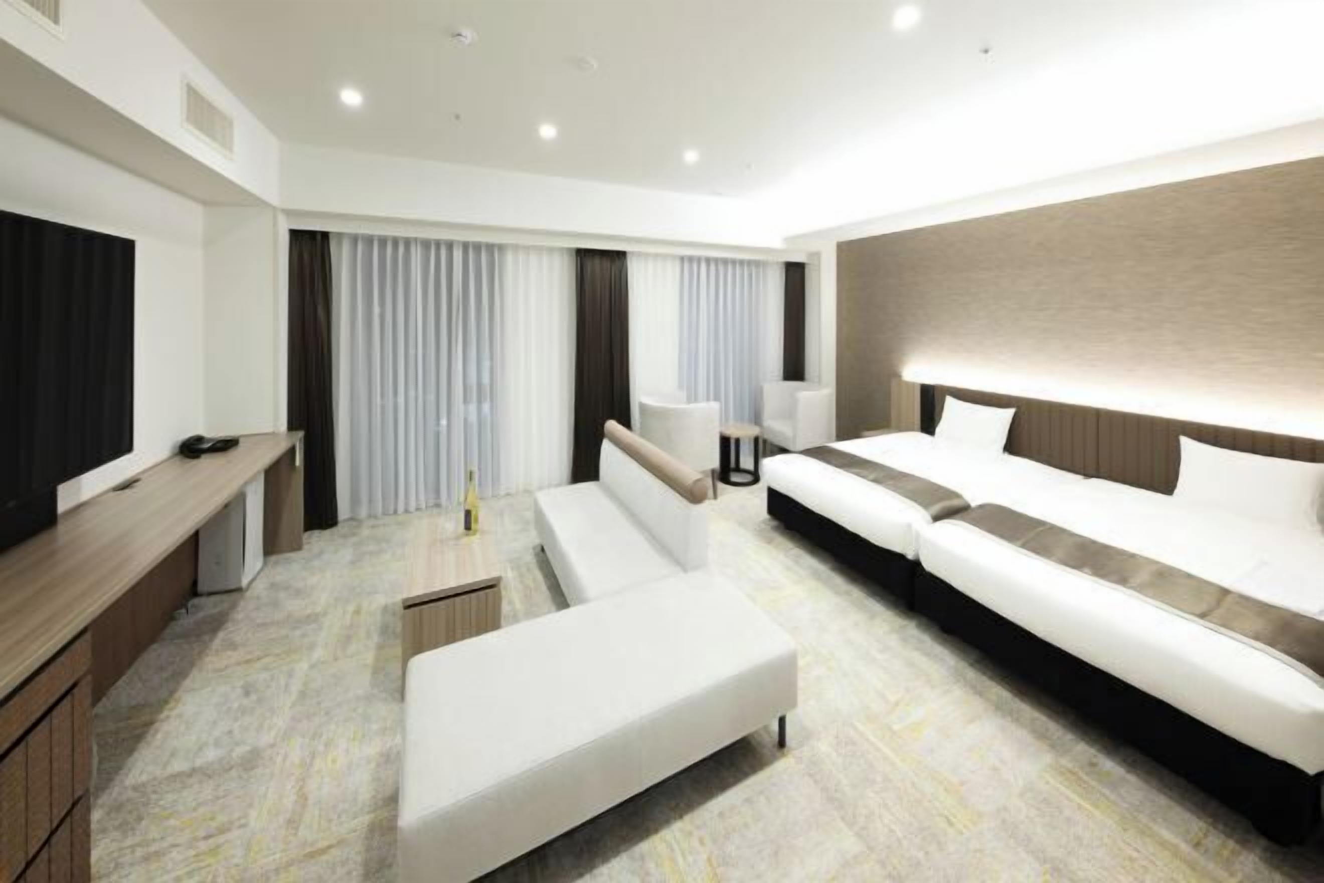 Hochwertige Bettwaren, Daunenbettdecken, Zimmersafe