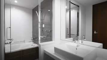 Combined shower/bathtub, deep-soaking bathtub, rainfall showerhead