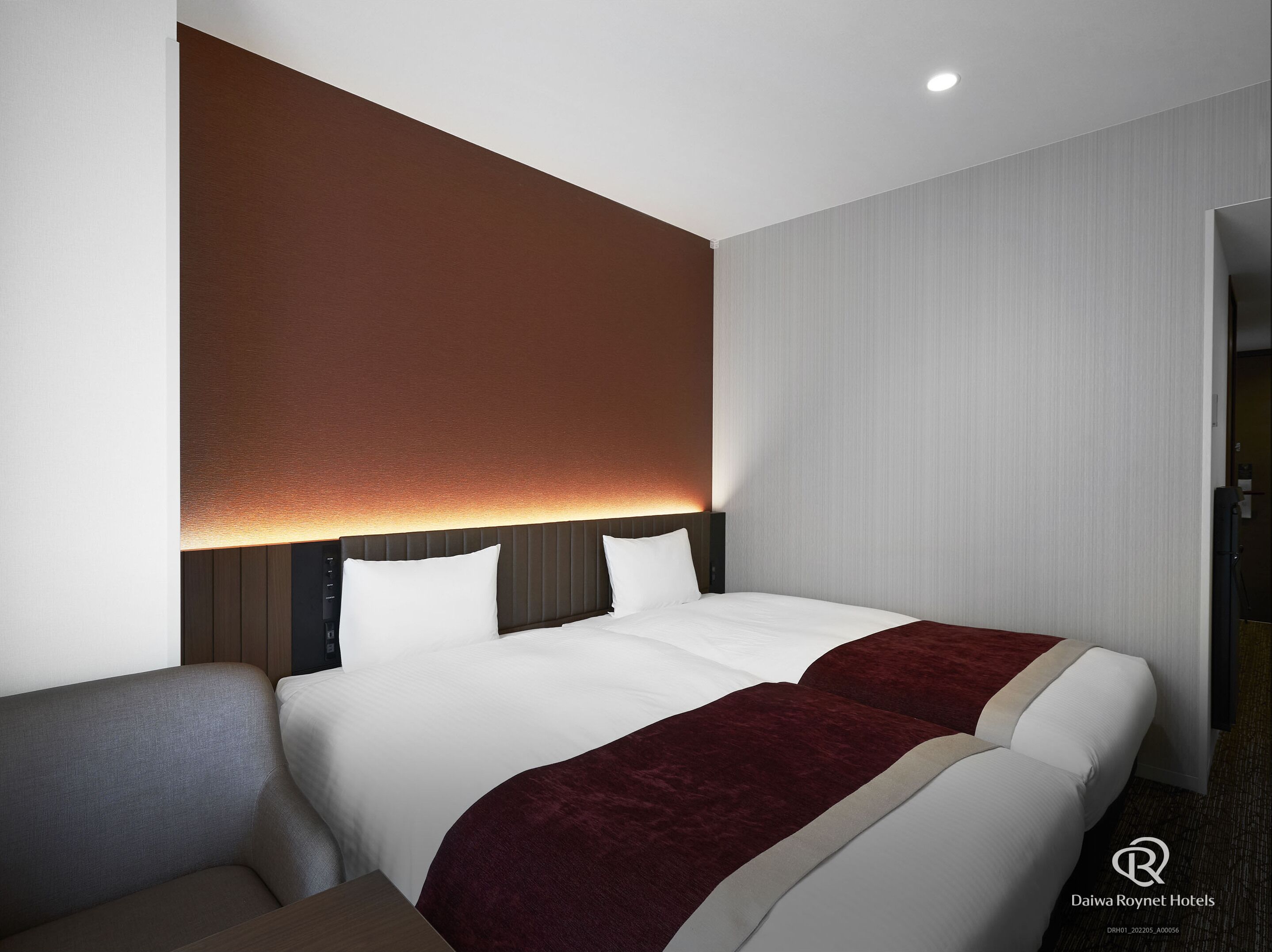 1 bedroom, premium bedding, down duvets, in-room safe