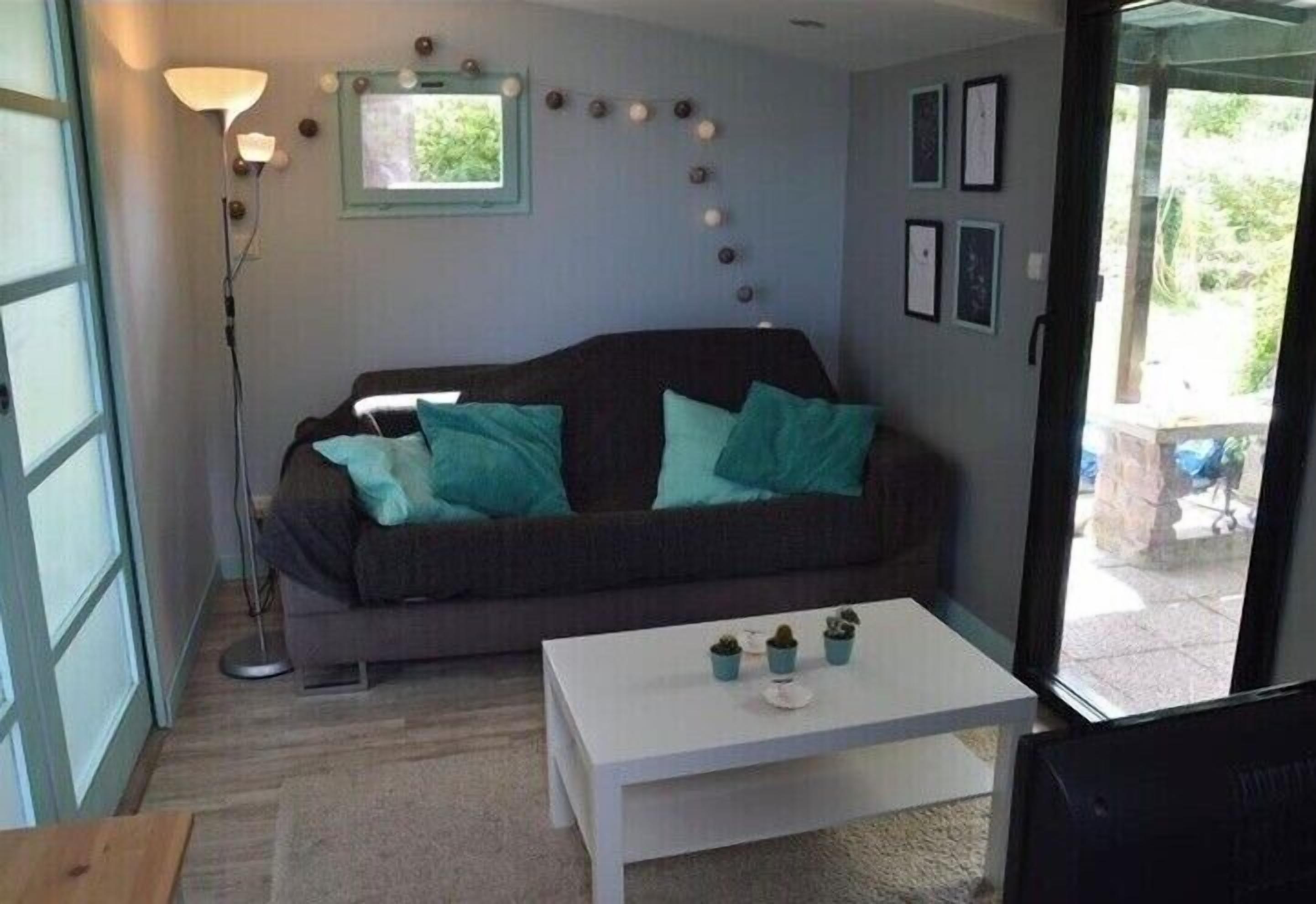 Televisión y futbolito 