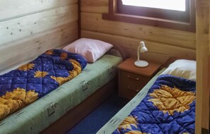 2 camere, culla da viaggio
