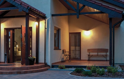 3 bedroom beautiful home in Mscice