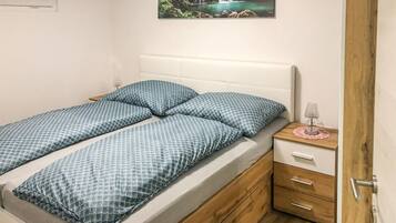 1 habitación, cuna de viaje, wifi gratis y ropa de cama