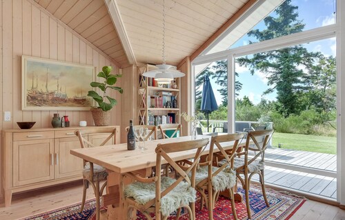Stunning home in Esbjerg V with WiFi