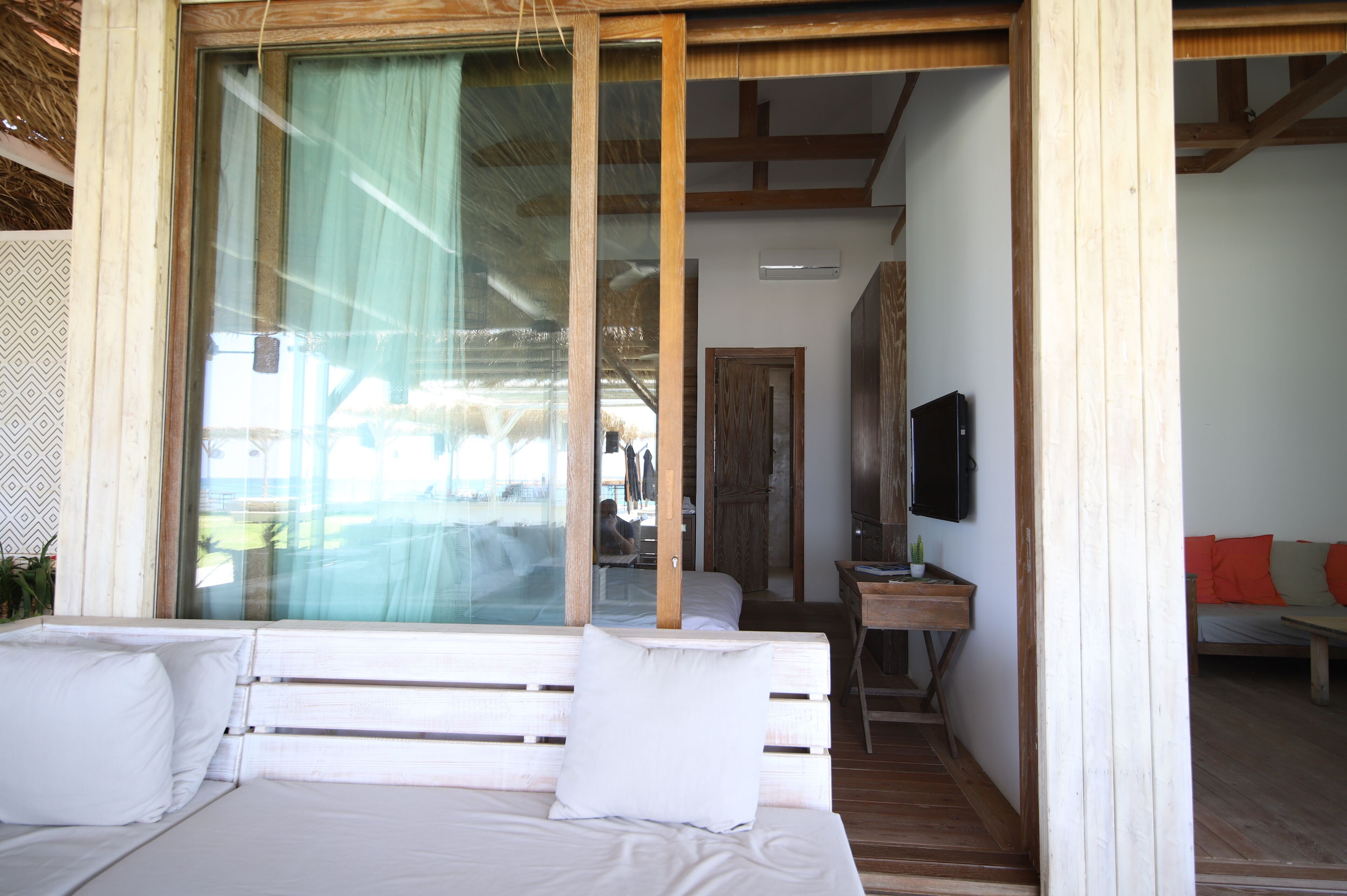 Deluxe kamer, 1 kingsize bed, uitzicht op het strand | Terras