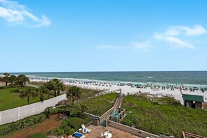 On the beach - Gulf Front Balcony | 2BR/2BA | Heated Pool, Tennis, Fitness | Emerald Towers #403 (Destin)